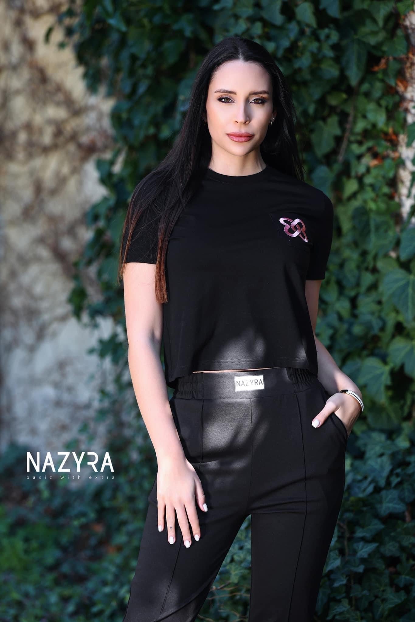 Nazyra "Aria" Póló